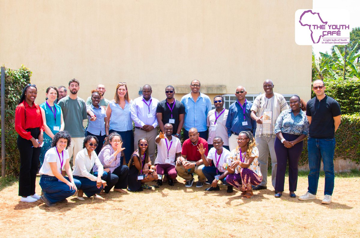 TheYouthCafe's tweet image. That’s a wrap on our week in Nairobi! 🎬 On Day 5, the Youth Climate Action Network is finalizing a cross-continental roadmap for the future. From Africa to Europe, we are one network for one planet. 🌍🤝 #YouthClimateActionNetwork #GlobalCollaboration #ClimateFuture