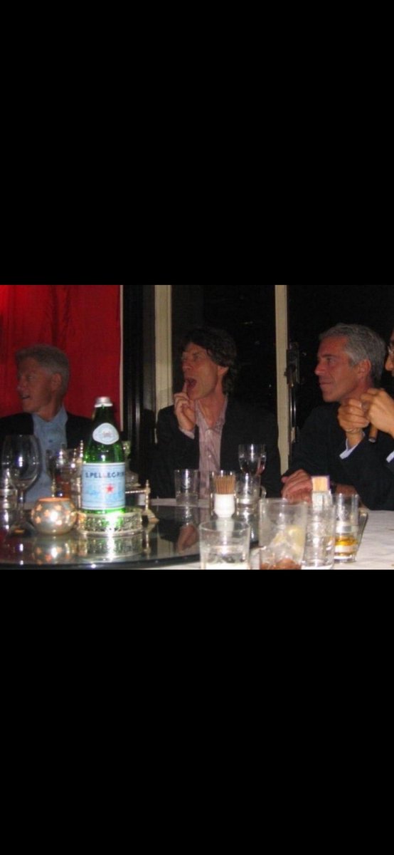 La vi en cine y pensé que era un problema de la proyección. No, no lo era. El encuadre no le interesó mucho a la señora Zhao. No sería el único problema de Hamnet.