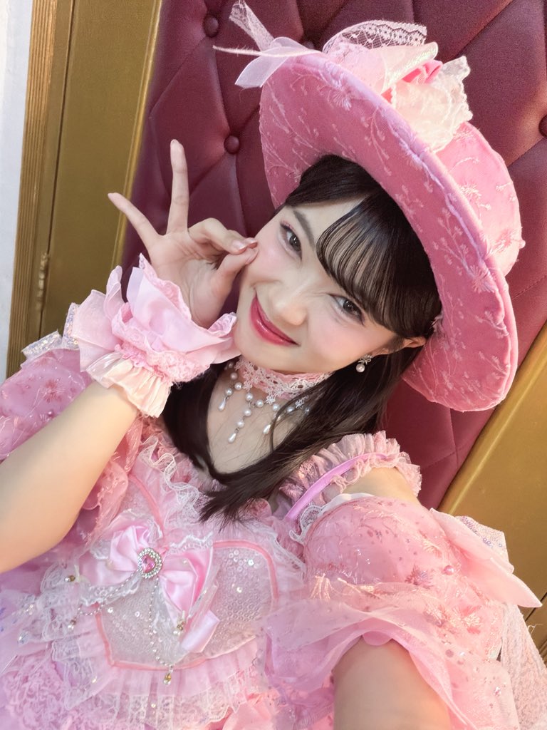 #AndaiKuBukanIdolaJKT48 First performance, suka? 🥹💖🎤✨