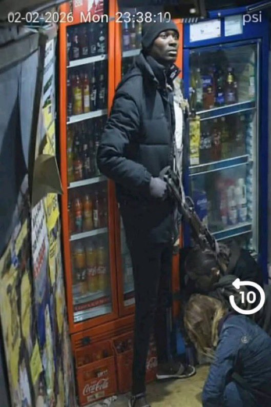 Hizi mugshots ziki circulate kwa steets hawa manugu watapatikana