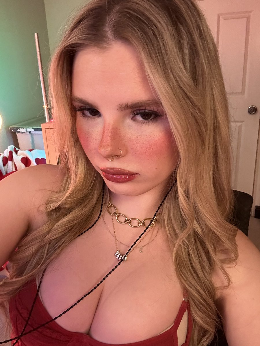 lilfairydidi's tweet photo. chat said if u dont get in my stream rn u owe me everything in your bank account…i dont make the rules !
💜https://t.co/qvSlWgb486
💚https://t.co/vSnySXgv9I https://t.co/5MPC9Ldt0E