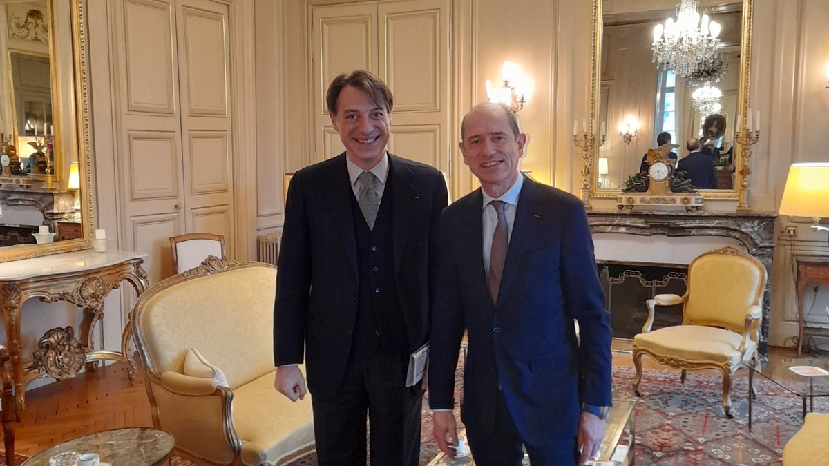 Image de Préfet de Bretagne et d'Ille-et-Vilaine - #Diplomatie | Renforcement des liens franco-italiens en Bretagne

Le préfet de la région Bretagne, p