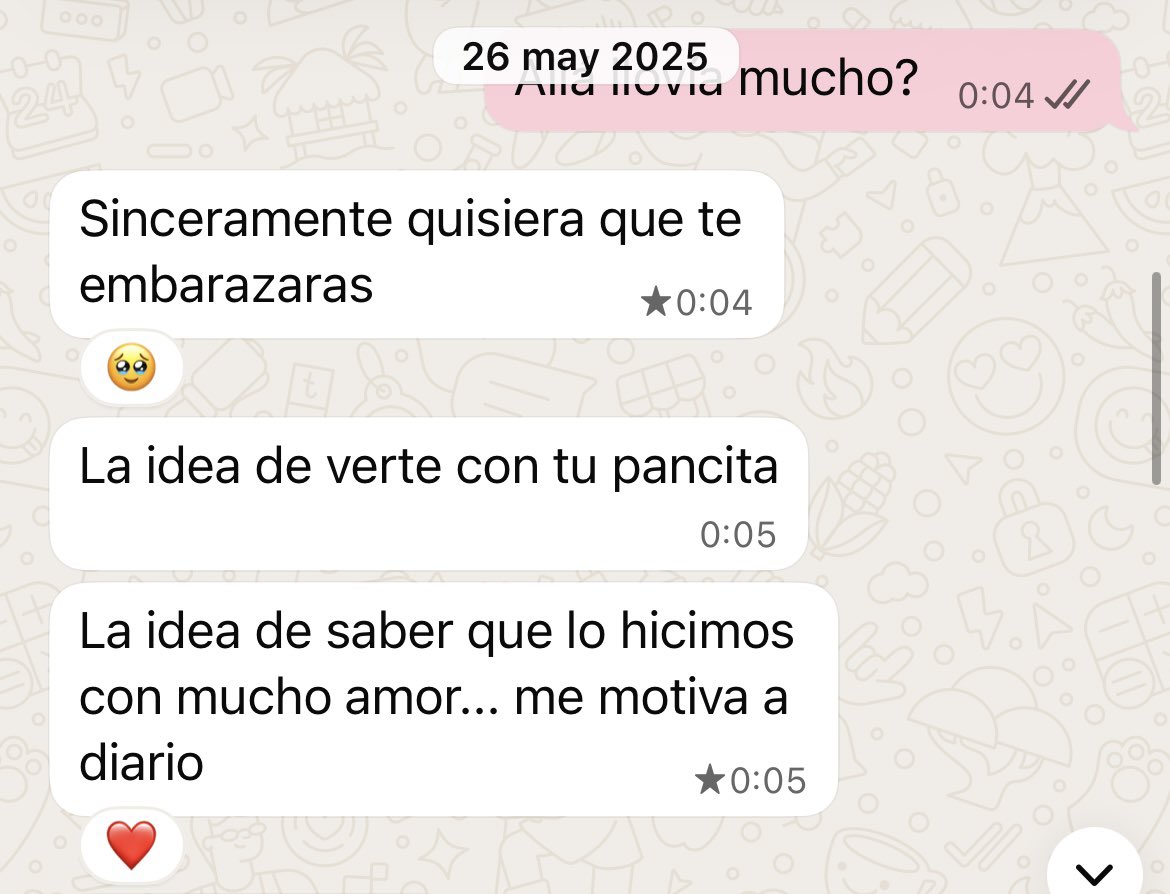 laura_muzz's tweet photo. Siempre has sido el sueño de mamá y papá.💗🎀✨ https://t.co/lrmJMO31Wl