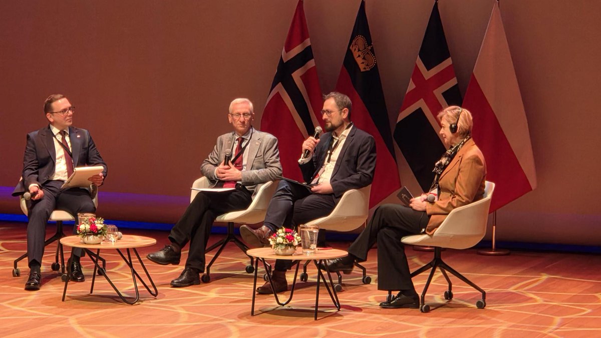 Relacja z konferencji „Fundusze Norweskie i EOG 4.0. Start!” i konferencji inaugurującej Program Rozwój Lokalny, w której udział wzięli eksperci OPMR, <a href="/KarolJanas_OPM/">Karol Janas</a> oraz Sergiusz Parszowski:
eeagrants.org/pl/poland/news…

<a href="/MFIPR_GOV_PL/">Ministerstwo Funduszy i Polityki Regionalnej</a> <a href="/szyszkoj/">Jan Szyszko</a> #RozwójLokalny #FunduszeNorweskieiEOG