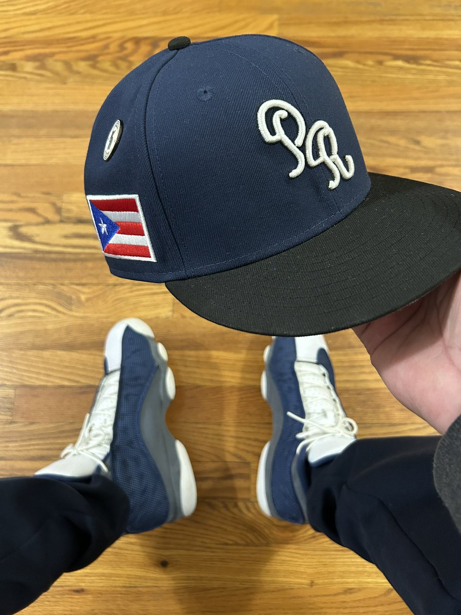 Cmd_Guap1's tweet image. Reppin’ P.R. &amp;amp; only rocking our music all weekend long  🇵🇷

!Porque coño; porque no!

#FOTD x #KOTD
@HatClub x @Jumpman23 
FBPR National Team x AJ13 Flint

#PINdejos @PINdejos
#NUMaera #SerieDelCaribe #WorldBaseballClassic #SuperBowl #Boricua 💪🏼#WEPA #AmericanRedCross 🩸
