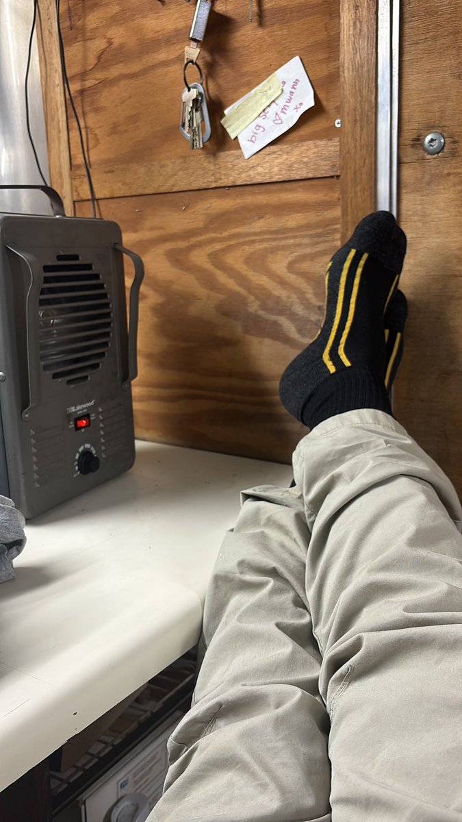 6’2 125IQ Aryan American tweet media