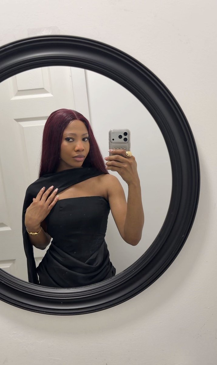 ms_iaz's tweet image. 🖤