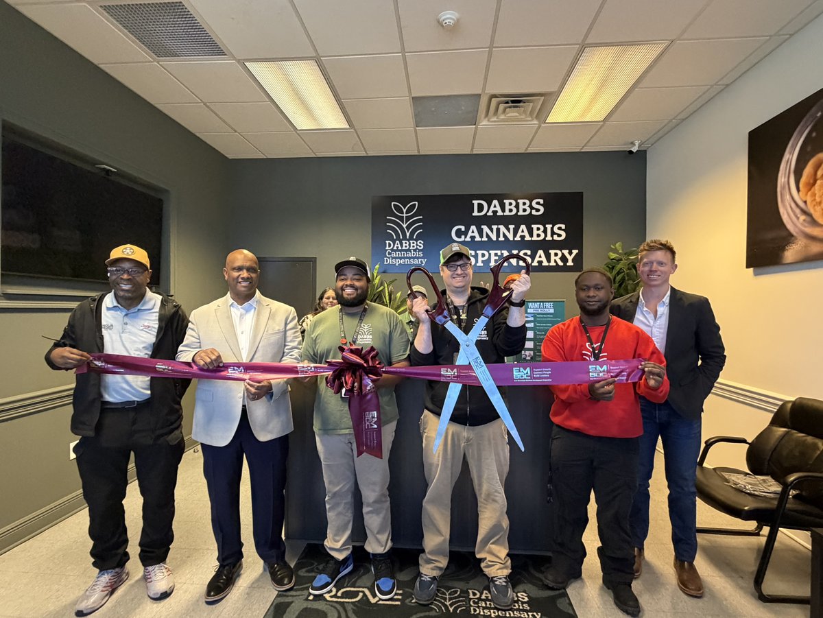 Meridian showed UP 💪✂️
Huge thank you to the Meridian community, local leaders, and our DABBS family for an incredible ribbon-cutting celebration. This is about growth, opportunity, and being proud to serve Mississippi—one community at a time. 💚