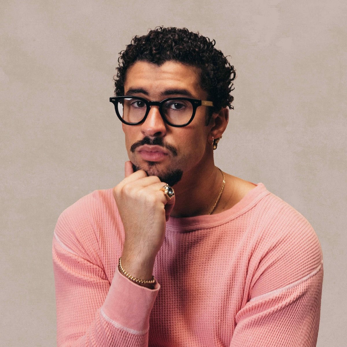 TheOnlyEsta's tweet image. 2 days‼️‼️‼️‼️‼️

Drop a 💙 if you support Bad Bunny against TrXmp