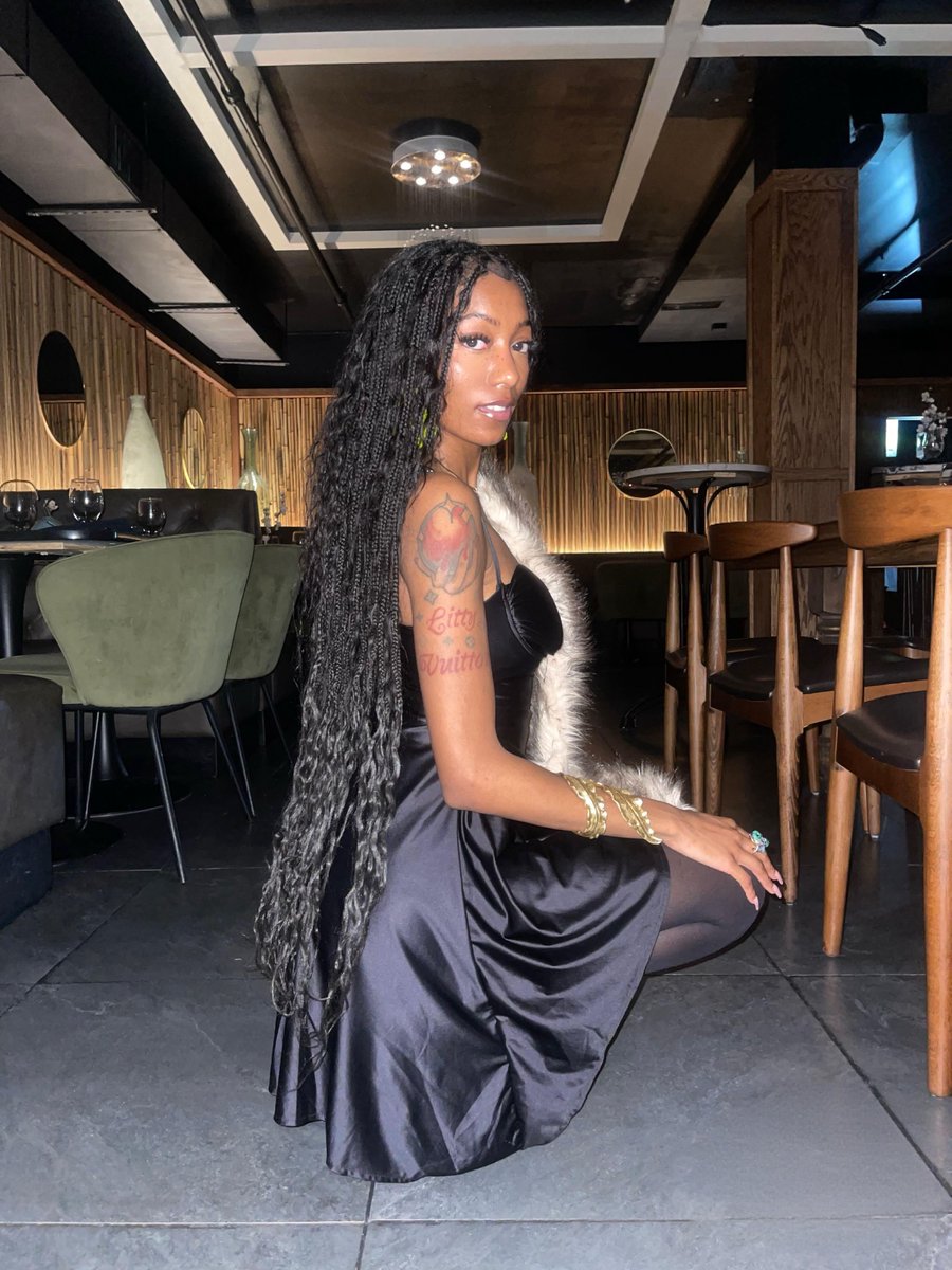 LITTY VUITTON (SHE IS MAGIC✨) (@officiallitty) on Twitter photo 