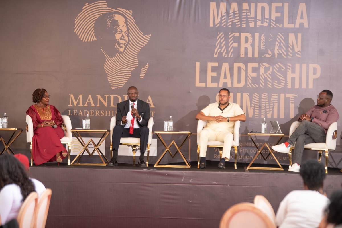 The ARCrayon tweet media