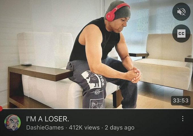 low ladder gimmick users after u click taunt 1 time