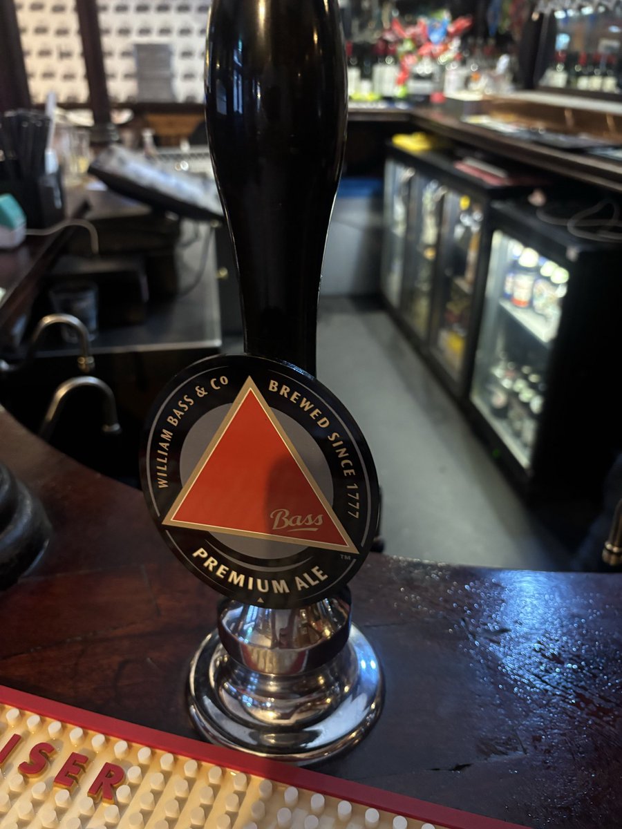 eustontap's tweet photo. Two big arrivals on cask to brighten the day over at @jackalopeLDN   @JosephHolt1849 Mild and Bass. https://t.co/HeJX9DeCWD