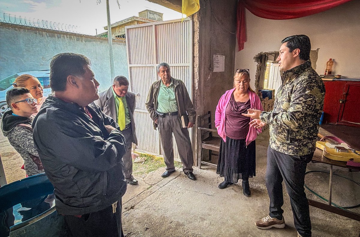 Fosfo gira en el sur de la ciudad, llevando apoyo y abrigo a los hogares de las familias; agradezco a la comunidad de creyentes invitarme a cantar alabanzas y elevar nuestro ánimo y espíritu.

Aquí le damos a todo y seguimos en movimiento. #LaFuerzaNaranja