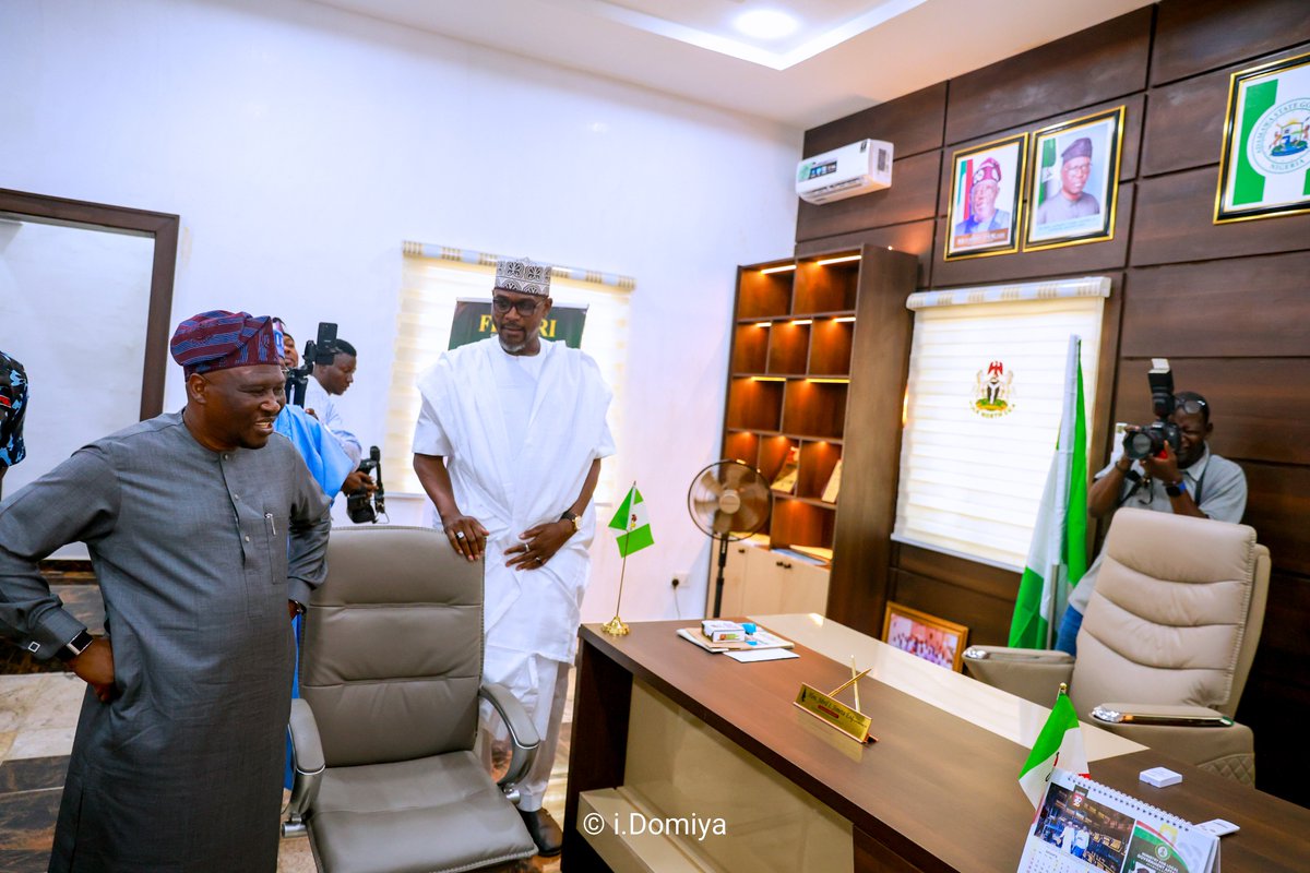 GovernorAUF's tweet photo. Today in Yola North, I met citizens, commissioned the new Local Government Secretariat, and listened to the hopes of a proud community. Our work is visible because it is people-driven. We will keep building infrastructure that strengthens opportunity, unity, and confidence in Adamawa’s future.