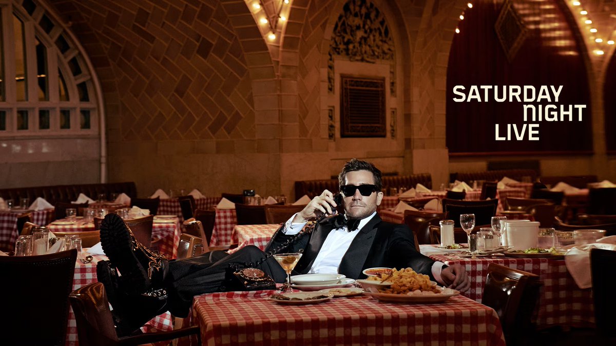 gyllenhaald4ily's tweet image. #JakeGyllenhaal promo photos for #SaturdayNightLive (2024) ✨

fingers crossed for him to host #SNL again this year 🤞🏻

📸 @nbcsnl