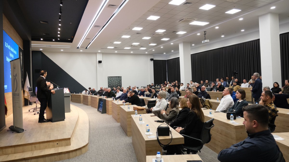 6., 17. ve 20. Meslek Komitelerimizin değerli üyeleriyle birlikte Sektörel Buluşma ve İstişare Toplantımızı gerçekleştirdik.

Toplantımızda sektörel gelişmeleri ele alarak, üyelerimizin talep ve önerilerini dinleme ve karşılıklı istişare etme fırsatı bulduk.

Katılım sağlayan tüm