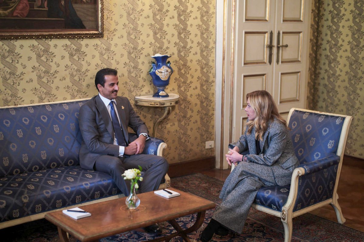 سعيد بلقاء رئيسة الوزراء الإيطالية جورجيا ميلوني خلال تواجدي في ميلانو اليوم لحضور حفل افتتاح دورة الألعاب الأولمبية الشتوية ميلانو-كورتينا 2026، والذي مثّل فرصة لاستعراض سبل تعزيز التعاون بين بلدينا الصديقين، وتبادل الآراء بشأن مجمل التطورات والقضايا ذات الاهتمام المشترك.