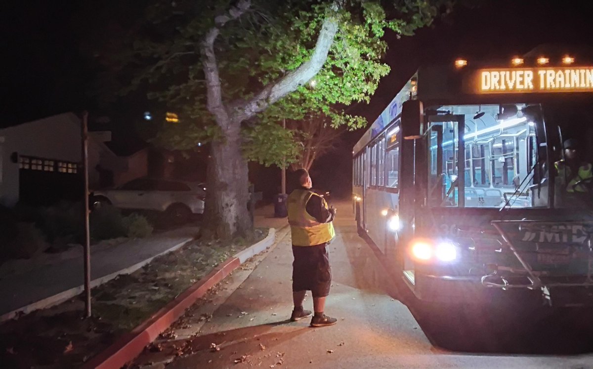 SantaBarbaraMTD's tweet image. Every 🧙‍♂️legendary ride starts somewhere... 
before the 🔮🪄magic, there’s the training.

#BusMood
#BehindTheScenes
#DriverTraining
#TransitLife
#NightShiftVibes
#PublicTransit
#SBMTD
#FutureDrivers
#OnTheRoute
#TransitMagic
#UnsungHeroes