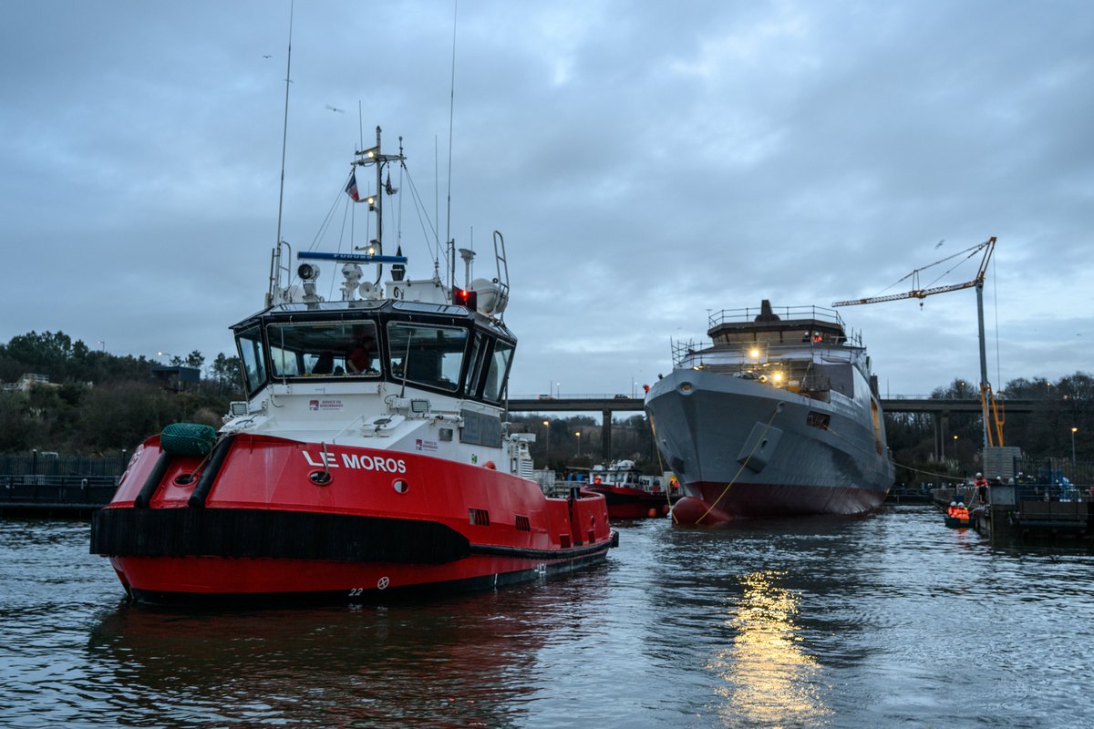 MarineNationale's tweet photo. #Capacitaire | À Concarneau, @PIRIOU_Group a mis à l’eau le PH Trolley de Prévaux
1er patrouilleur hauturier destiné à la MarineNationale, construit sous maîtrise d’œuvre d’ensemble de la @DGA
👉 Tête de série d’un programme stratégique au service de la souveraineté maritime. https://t.co/OQUEvzVnJw