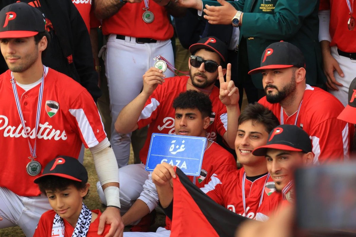 alex ✌️ tweet media