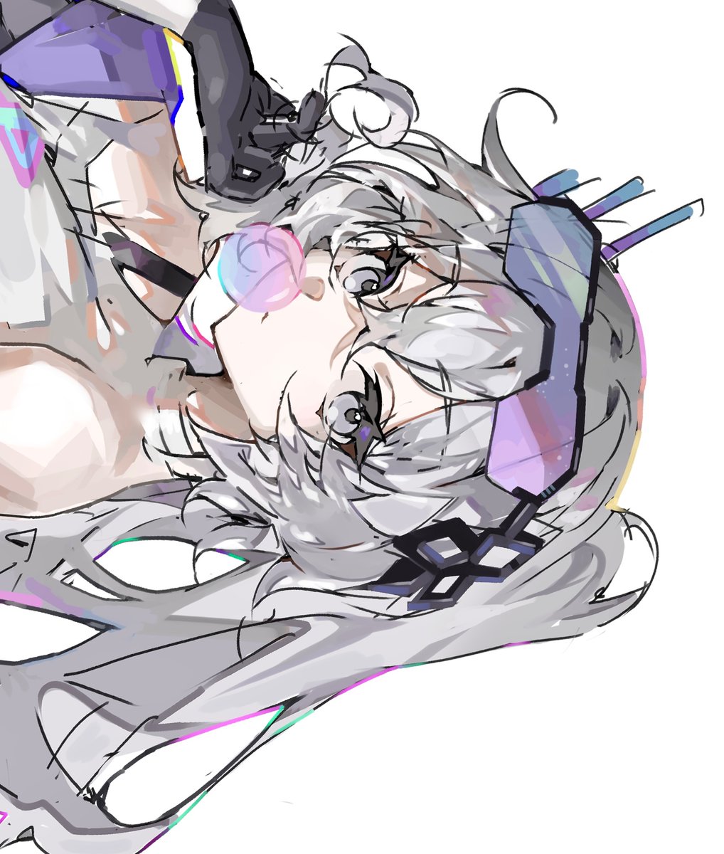 む tweet media