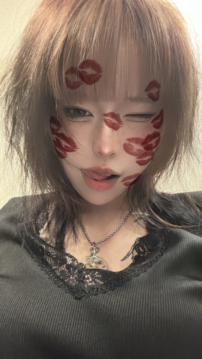 ✮ ⋆ ˚｡𖦹 ⋆｡°✩ tweet media