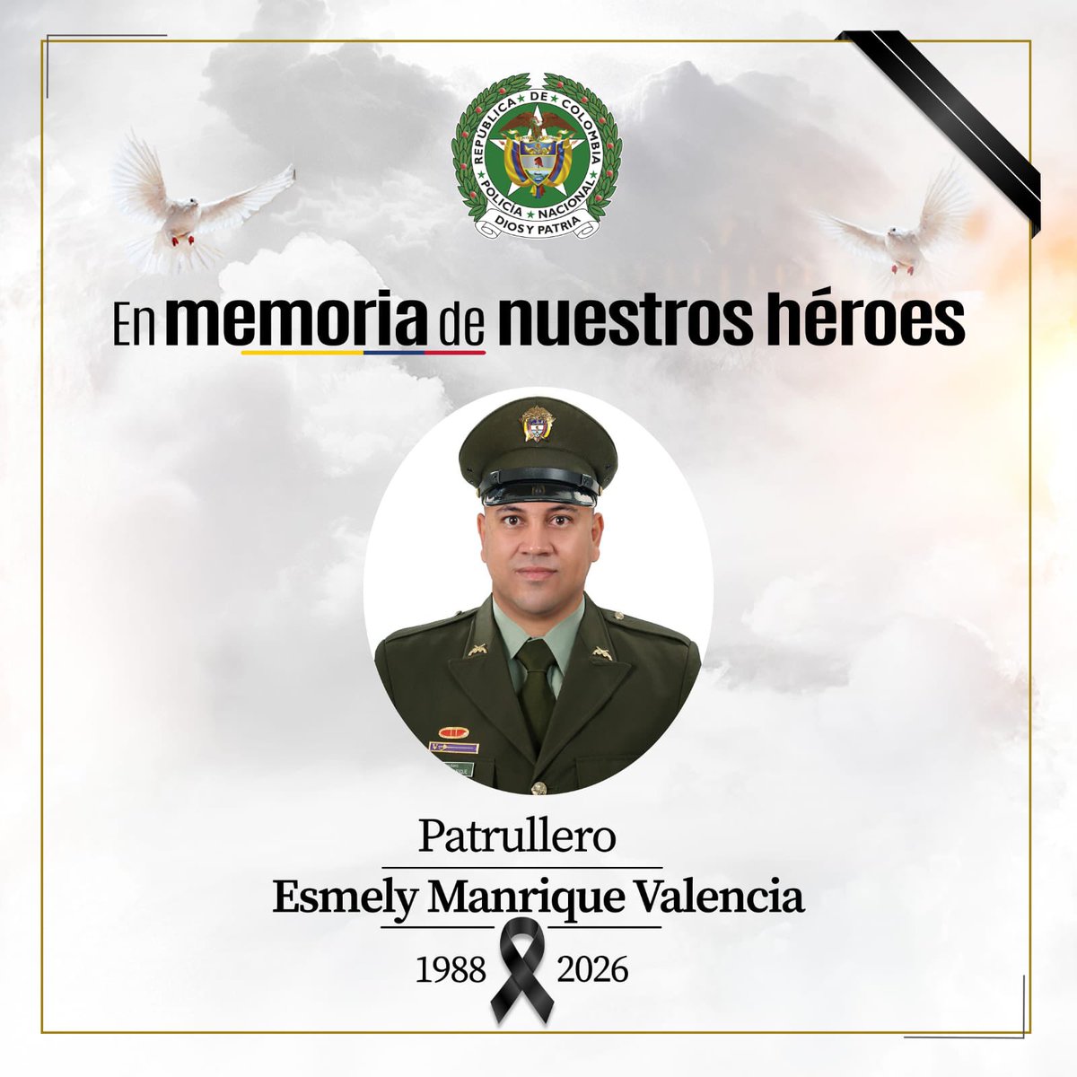 Lamentamos profundamente el asesinato del patrullero Esmely Marique Valencia y de su compañero de la UNP en Arauca, mientras protegían la vida y la democracia. Rechazamos este hecho que enluta a sus familias y a nuestros hombres de servicio. #HéroePorSiempre