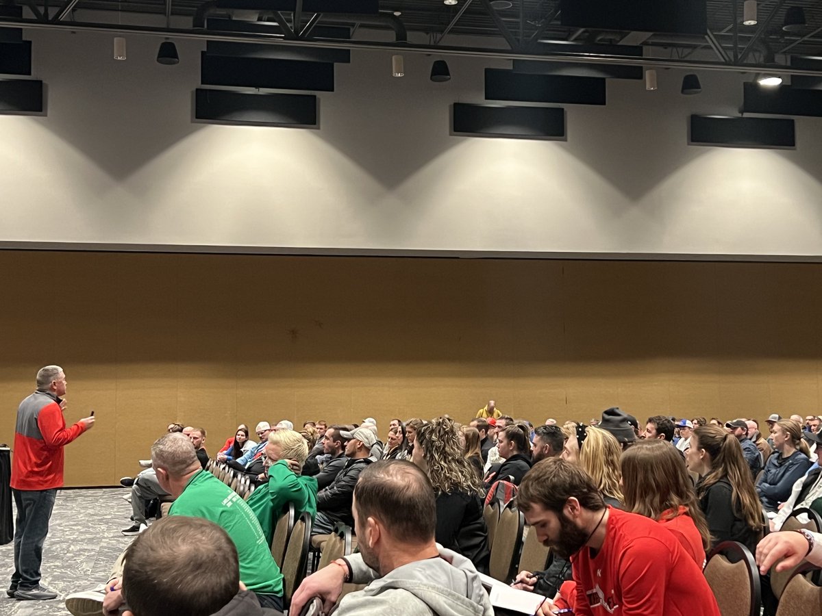 I ❤️ T&F Coaches! tweet media