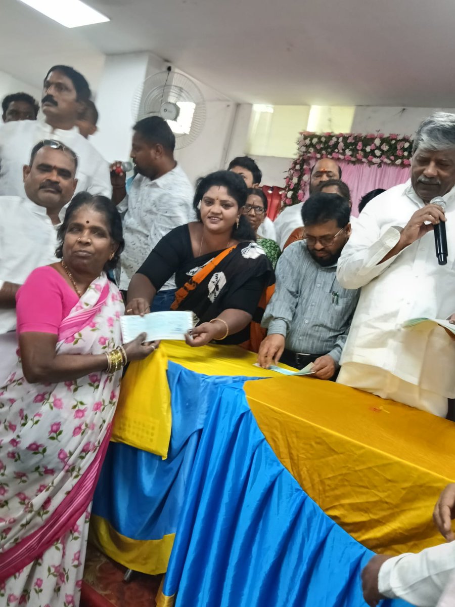 Dr Rasuri Sunitha - GHMC Corporator tweet media