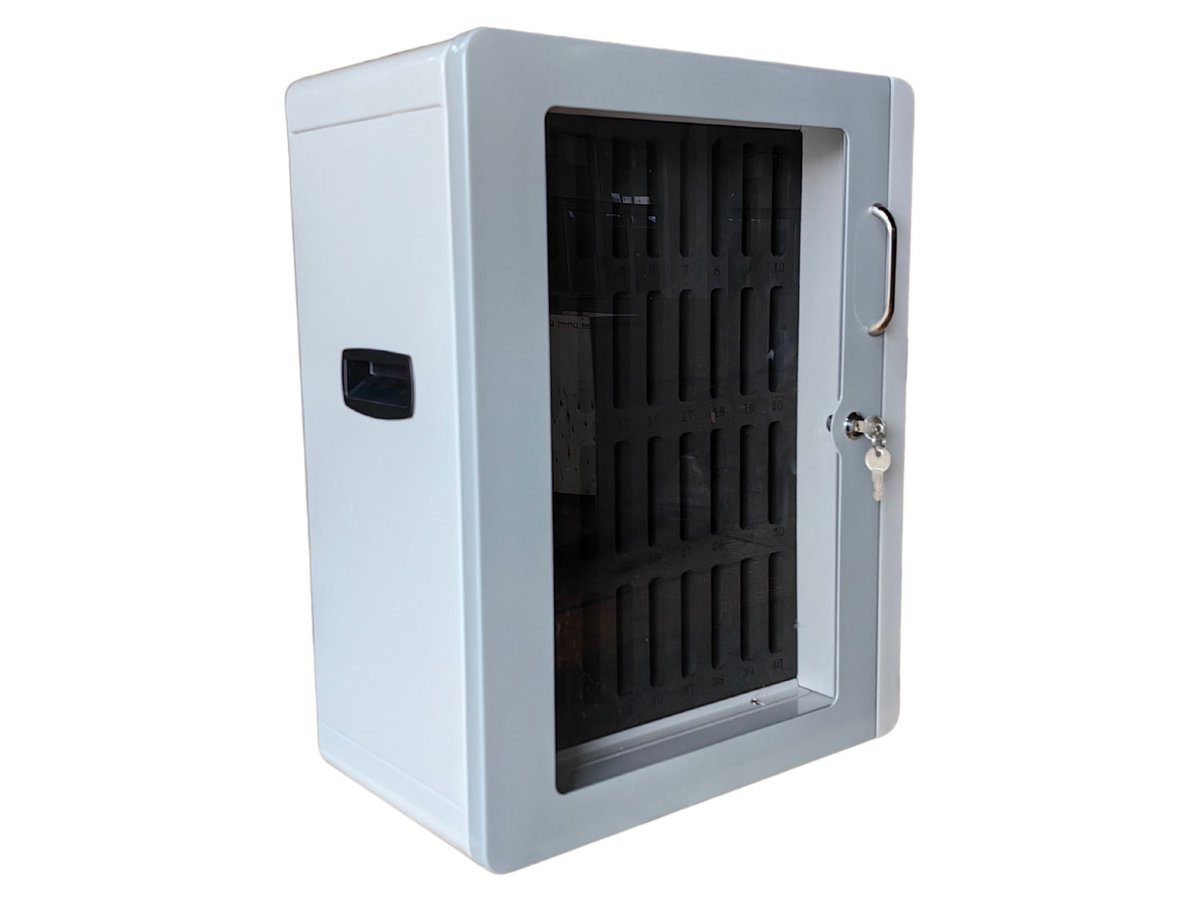 JPUK_Technology's tweet photo. The #PowerTechnologies CAB-CVC-N40K 40-Slot Secure Phone Locker Cabinet - https://t.co/BFPXeu43IF - £366.62 ex. VAT  | Ideal for Classrooms. https://t.co/TS0ljJnxQq