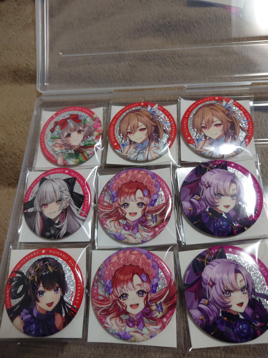 _コウ tweet media