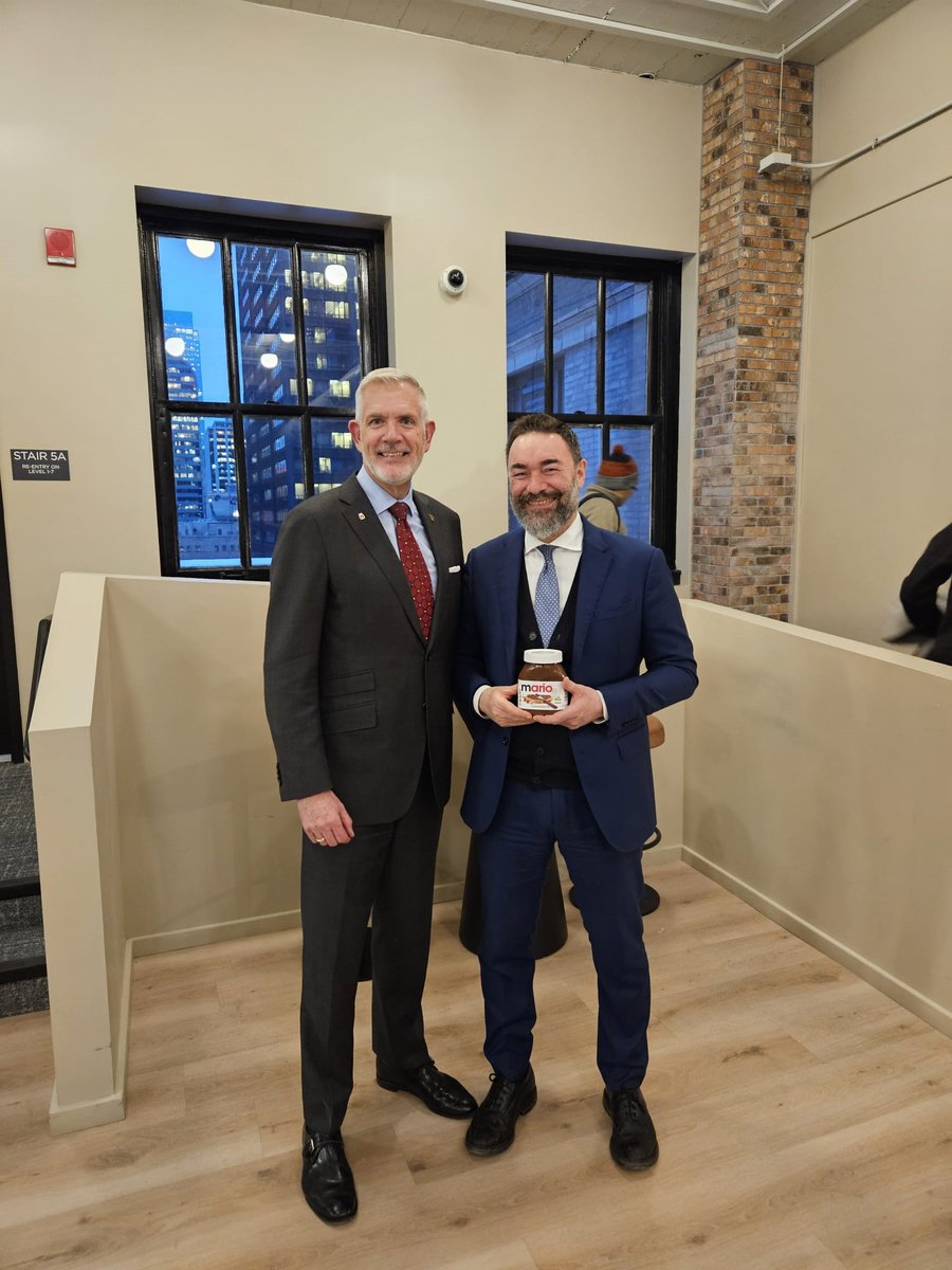 Italy in Chicago tweet media