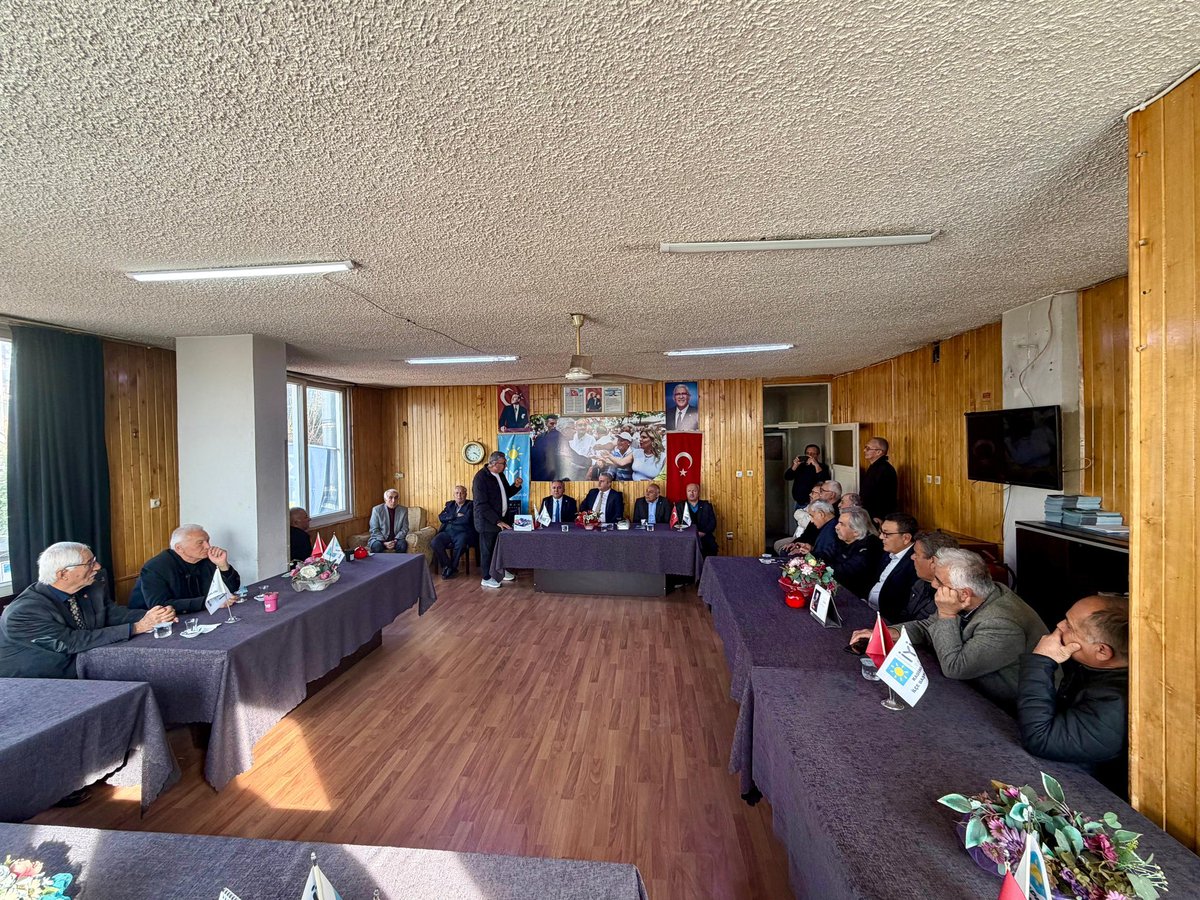 FatihDEMRKOL's tweet photo. Osmaniye İl Başkanımız Serat Kılıç, Kadirli İlçe Başkanımız ve başkan yardımcılarımızla birlikte;
6 Şubat’ta Osmaniye’de yitirdiğimiz canlarımızı rahmetle, özlemle andık. Mezarlıkta ettiğimiz her dua, unutmadığımızın, unutturmayacağımızın sözüdür.
Akabinde Cevdetiye beldemizi ve Kadirli ilçe teşkilatımızı ziyaret ettik. Aynı acının içinden geçen yüreklerle omuz omuza verdik.
Kaybettiklerimize sözümüz var: Unutmayacağız, unutturmayacağız.
#deprem @iyiosmaniye
