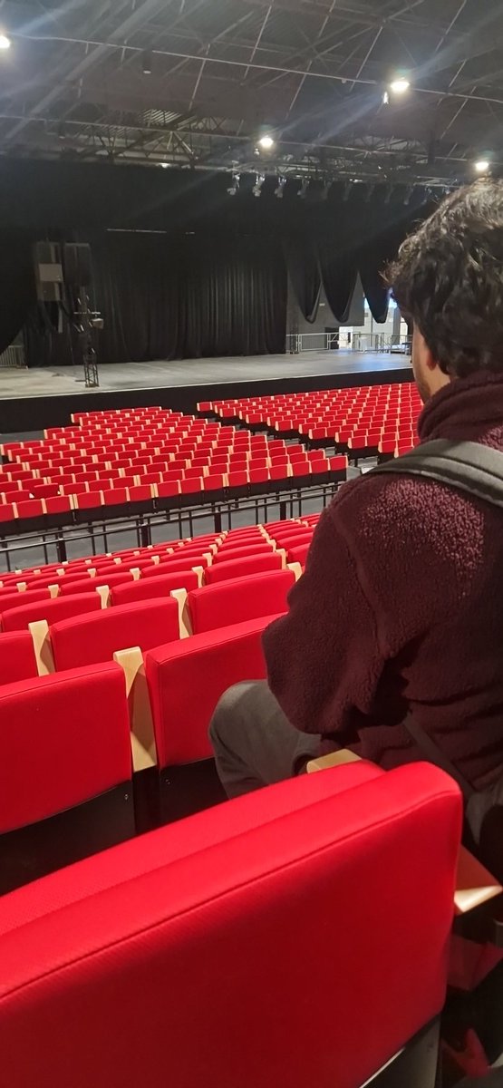 smashgrenoble's tweet photo. En tournage pour vous presenter la Venue de L'ORACLE ! 🔮 https://t.co/3fr2kbjfX2