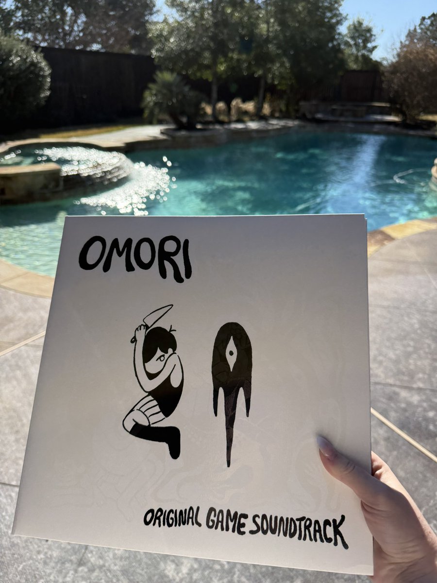 Tachibuns's tweet photo. Finally got one of my dream vinyl! I absolutely adore the Omori soundtrack https://t.co/An39dtowrw