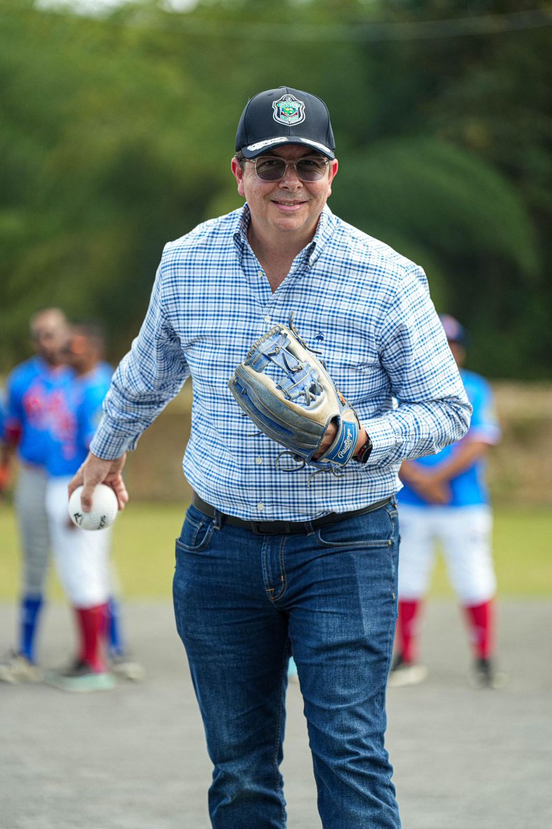 El secretario general, licenciado Ricardo López, participó en el encuentro de softbol junto a la <a href="/SPIPanama/">SPI</a>  en conmemoración del 36.° aniversario. #DiosYPatria