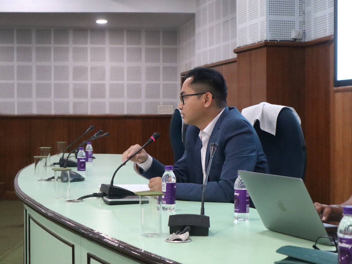 TripuraSRLM's tweet image. A one day workshop was done today with Master SRPs(State Resource Persons) and I-SRPs in Pragna Bhawan today which was done with all the incharges of Districts.
The program was graced by CEO #TRLM Shri Tarit Kanti Chakma in presence of representatives of Livesscape and State