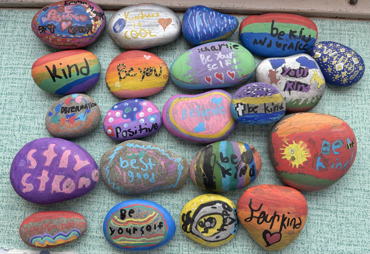 Mrs. Sternberg tweet media