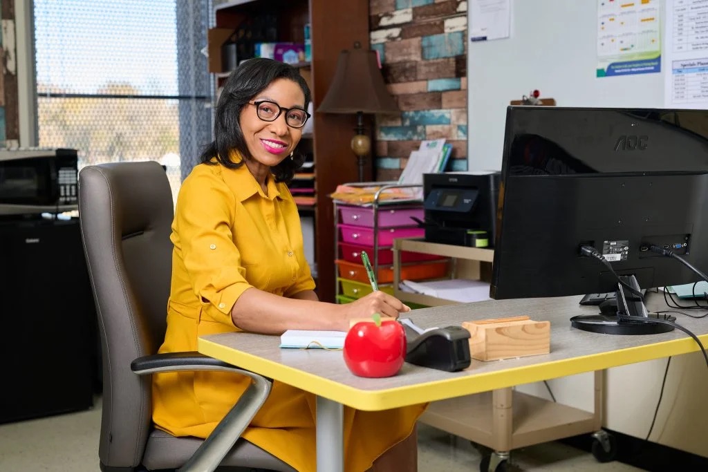 dallasschools's tweet image. 💙 From college planning to student well-being, our counselors are making a difference every day. Explore stories from Counselors’ Corner and see how Dallas ISD counselors support our students at every step of their journey. #TexansChoosePublicSchools

🔗 bit.ly/45QCNZ1