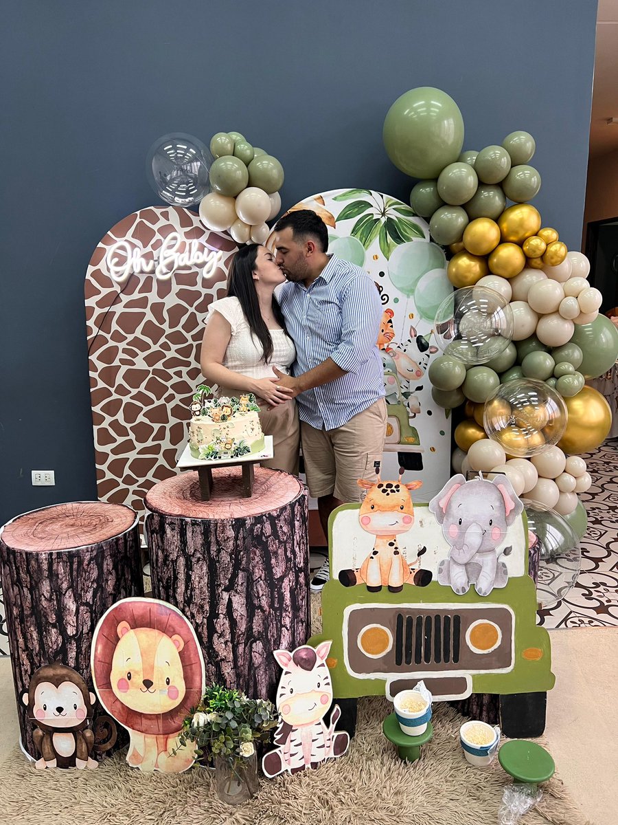 NPacheco17's tweet photo. #patriaybebes ❤️ https://t.co/JhPu3HG6x0