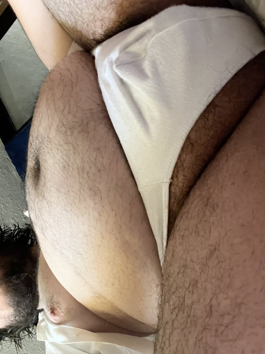 TategamiAD's tweet photo. What are u lookin’?
#Bears #chubbymen #gay https://t.co/tkEiWcGbHg