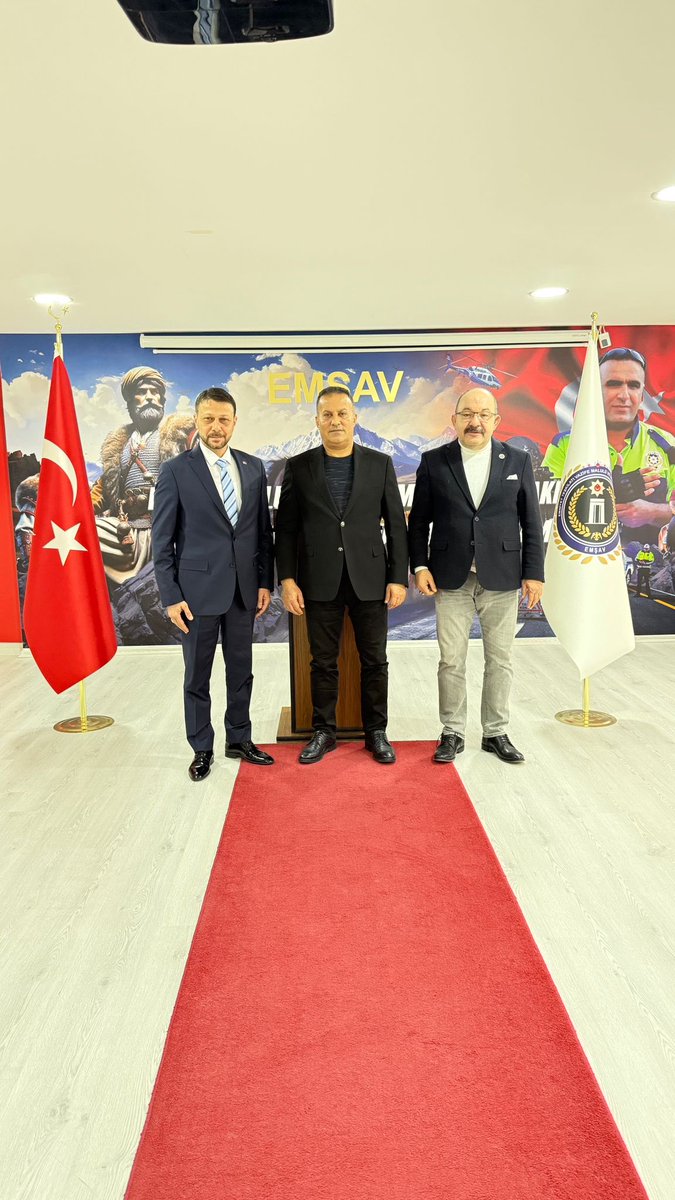 Vakfımıza yapmış olduğu nazik ziyaretlerinden dolayı, Sayın Fatih Mehmet Başoğlu kardeşime teşekkür ederim. <a href="/FatihBaolu17/">Fatih mehmet Başoğlu</a>