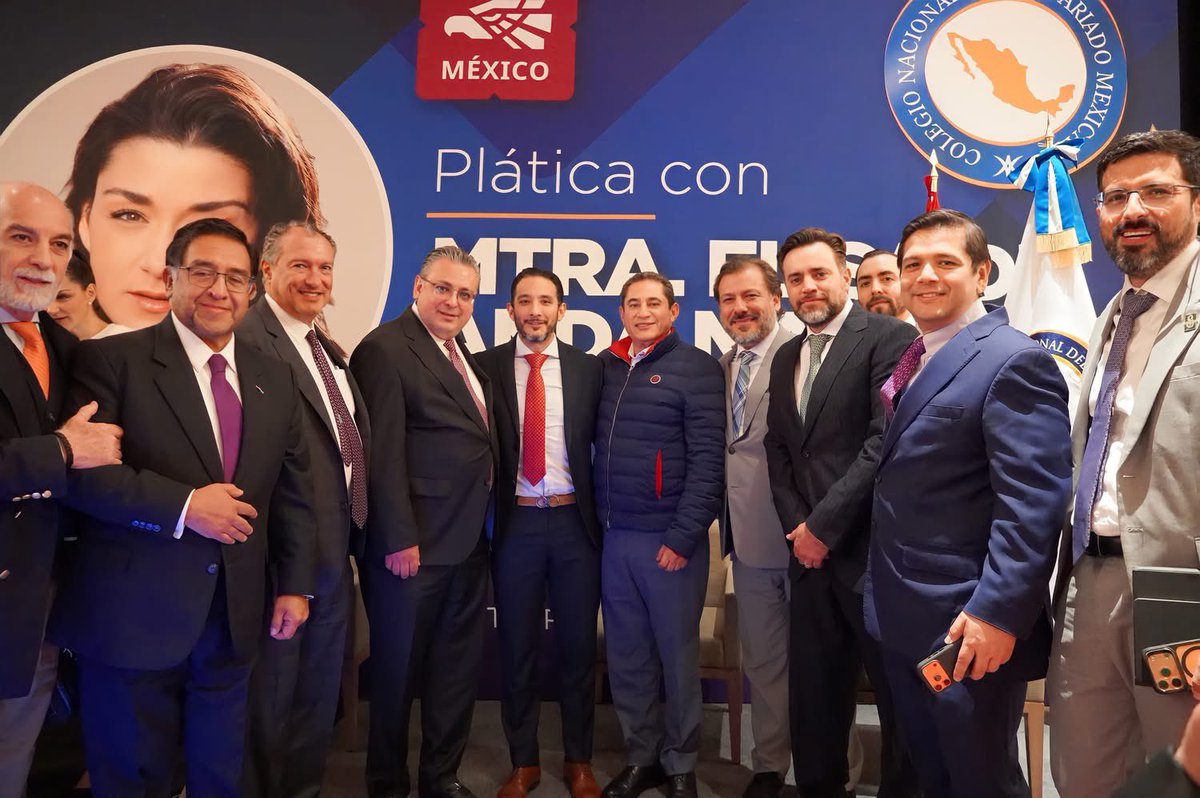 pedroluisnoble's tweet photo. A invitación del @notariadomex, integrantes del @notariadohgo participamos en el encuentro con la Mtra. Elisa de Anda Madrazo, Presidenta del Grupo de Acción Financiera Internacional (GAFI), para abordar temas de prevención del lavado de dinero.

#ElNotariadoSirviendoAHidalgo https://t.co/kbu3HOzsYS