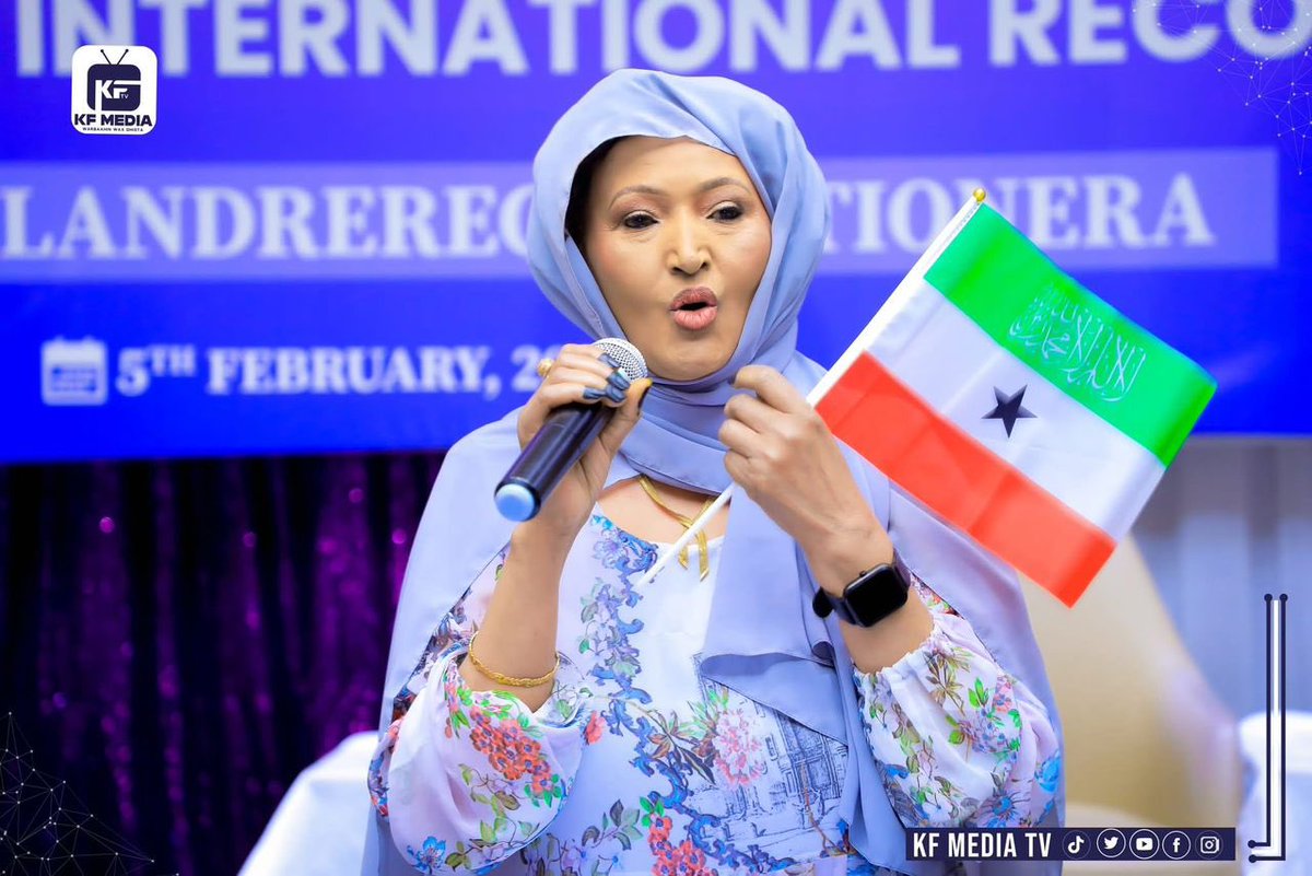2/5
The event featured a panel discussion titled:
“Women in Diplomacy: The Role of Women in Advancing Somaliland’s Statehood and International Recognition.”
