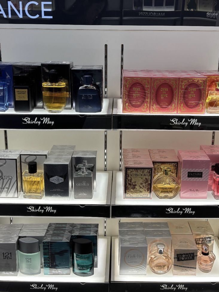 fav0ritesin's tweet image. GUYSS parfum c&amp;amp;f lagi diskon gede2an dari 215k jadi 70k😭😭 besok last day