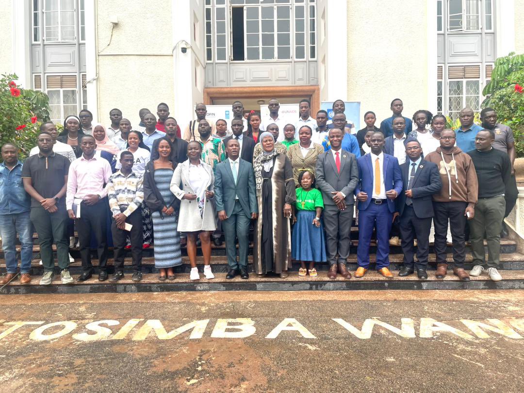 TeddyNabakoozaG's tweet image. Youth leaders in Buganda have undergone training and capacity building on climate mitigation, supported by @UNDPUganda @Y4BioClimate @NwanneObahor 

The program aims to equip young leaders with skills in environmental conservation.

#capacitybuidling
#youthempowernment
#Climate