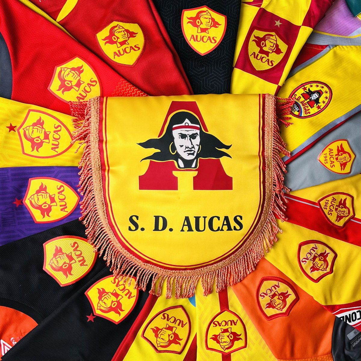 Felices 81, al equipo más querido y popular. 
¡Vamos Aucas! 🟡🔴 
<a href="/Aucas45/">S. D. Aucas Oficial</a>