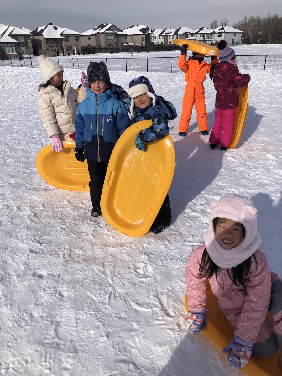 Mrs. Riley tweet media