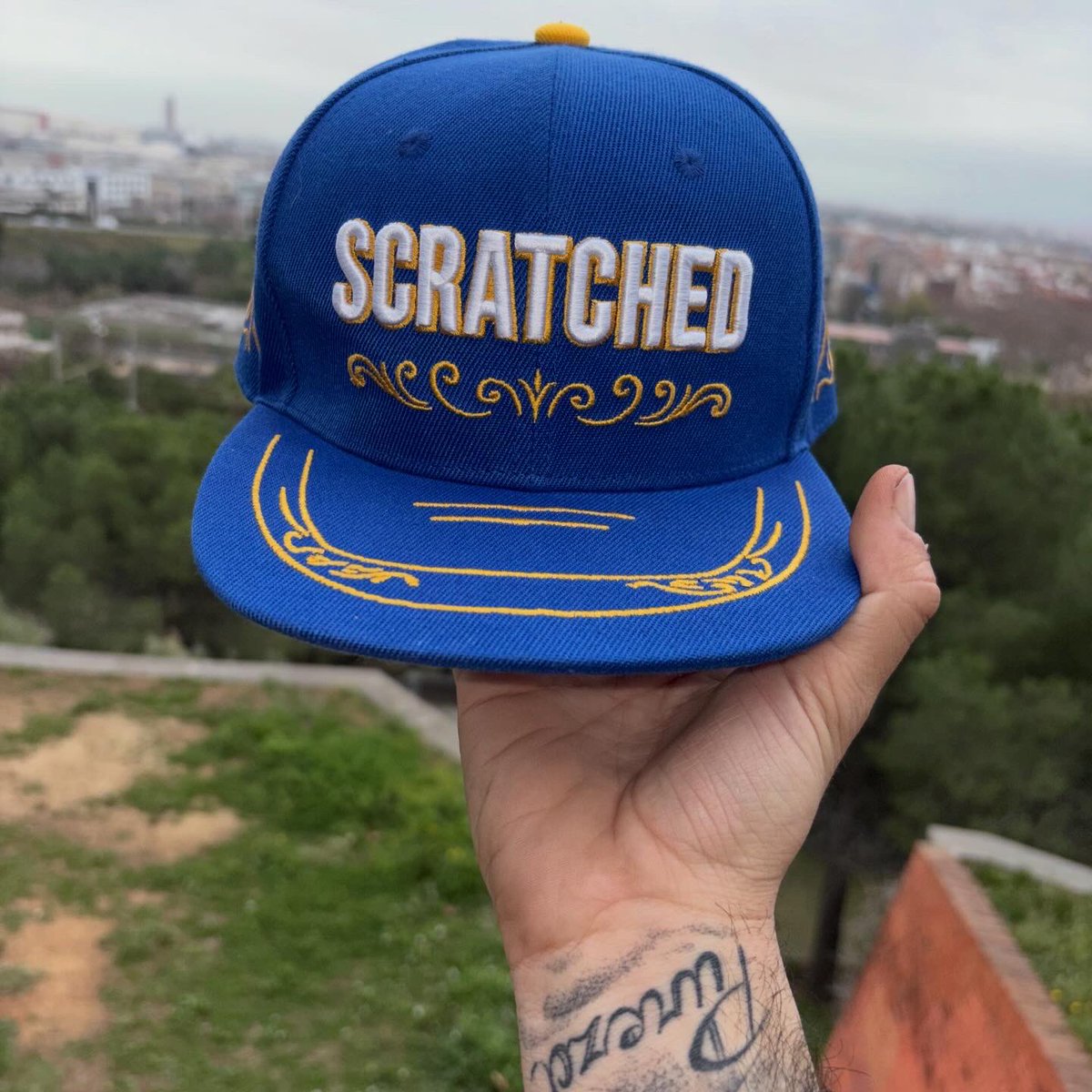 iamdanielmd's tweet photo. 🧢 Nuestras redes sociales: 

 #Instagram 📸: https://t.co/hKPF4x1HHF

#Tiktok 🕺🏻: https://t.co/IKjbKG1uCA https://t.co/YuwgV4wt6a